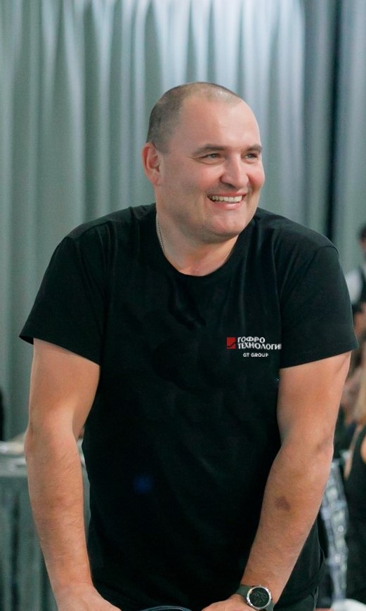 Александр Мангушев